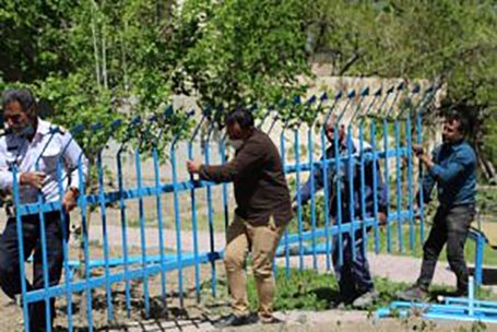 شرکت آبفای لنجان از بستر رودخانه زاینده رود عقب نشینی کرد