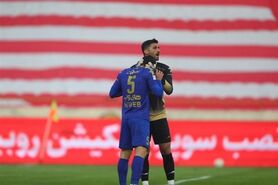 انتقال جنجالی نیم فصل؛ دروازه‌بان استقلال پرسپولیسی می‌شود؟
