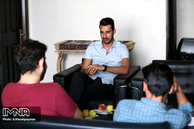 مهدی امینی : چرا جایی نباشم که حقم بوده و هست