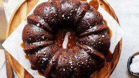 طرز تهیه کیک خرما + فیلم