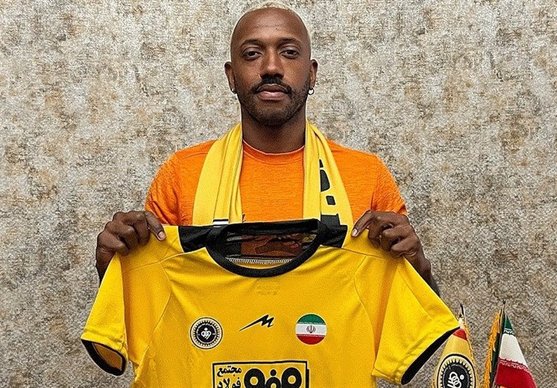 مانوئل فرناندز؛ ستاره بی‌فروغ  این روزهای سپاهان