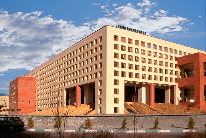 چراغ کم فروغ  کتابخانه های عمومی شهر