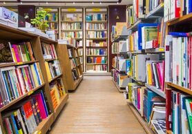 نبرد یأس و امید در کتابفروشی