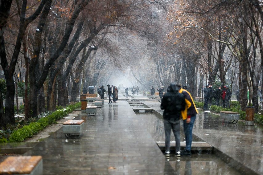گزارش تصویری اولین برف زمستانی در اصفهان