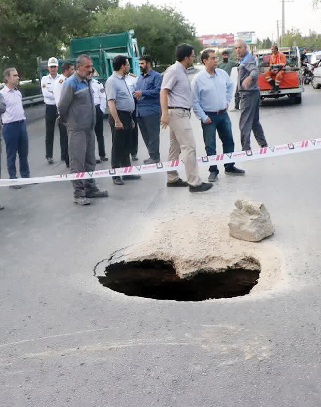 دست انتقام طبیعت روی گلوی اصفهان