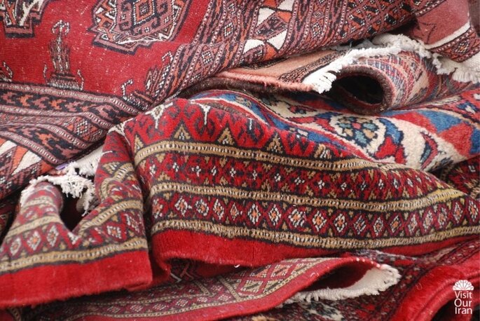 صنعت فرش، نیازمند نگاه ویژه مسئولان