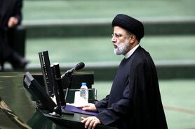 مردم همچنان چشم انتظار تحقق وعده‌های اقتصادی دولت