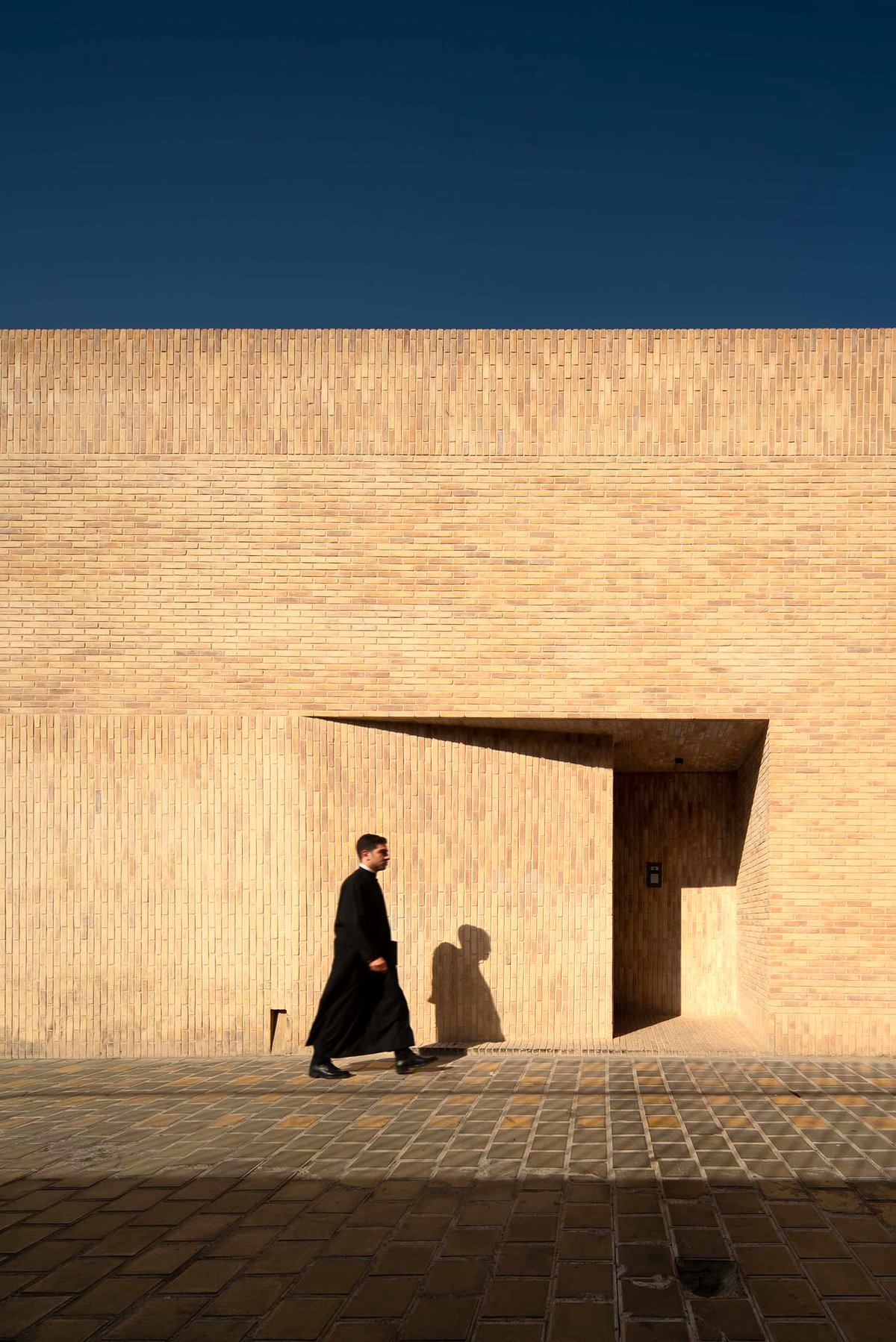 پروژه‌ای برای خیال خانه