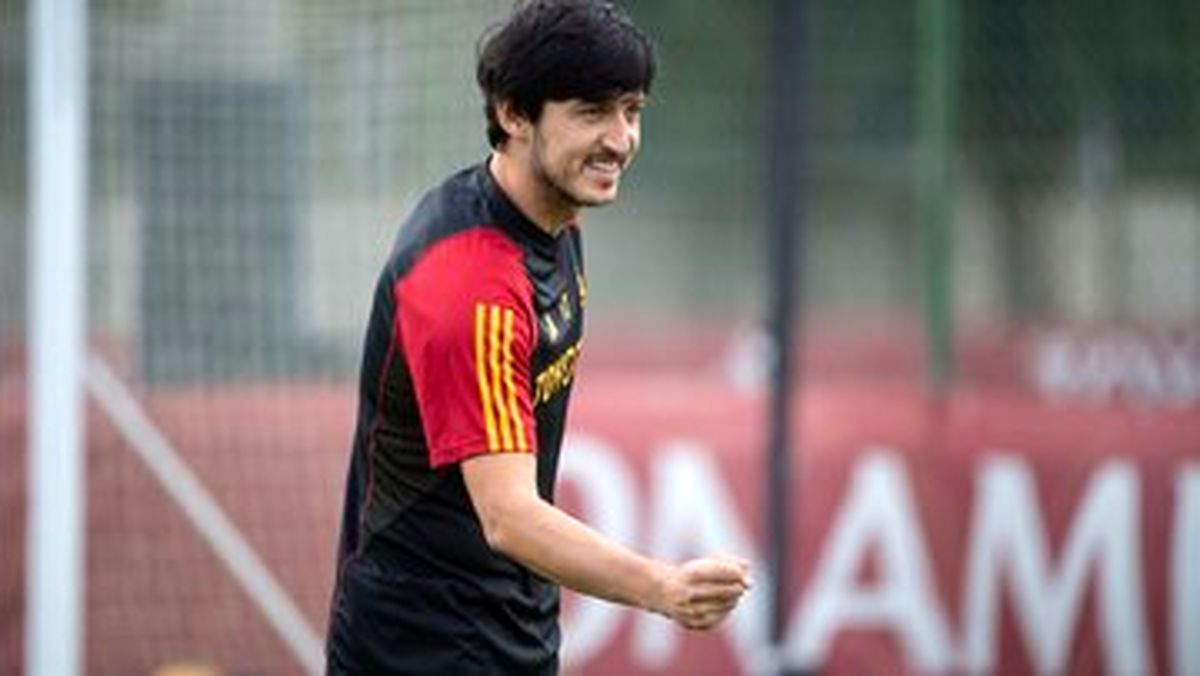 عکس| شوخی جالب دیبالا با سردار آزمون