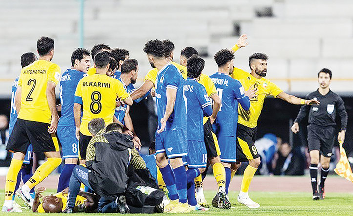 زجر 90 دقیقه‌ای سپاهان در آزادی