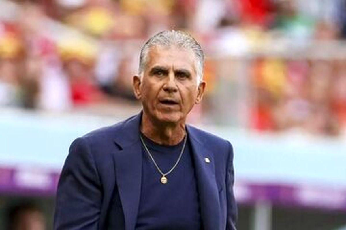 عکس‌| کی‌روش از تیم ملی قطر جدا شد