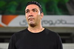 عکس‌| وقتی نکونام لباس پرسپولیس را پاره کرد!