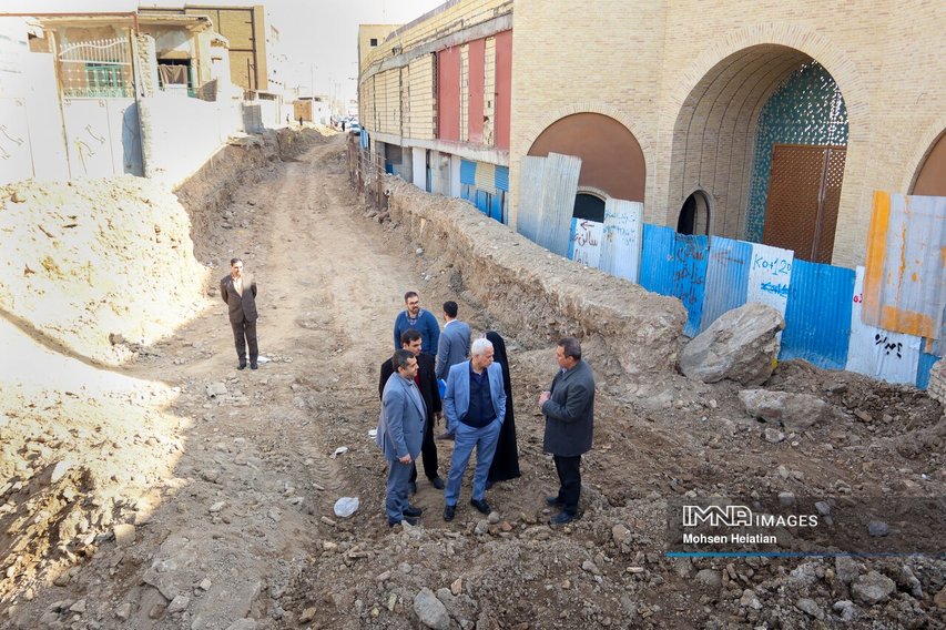 عملیات اجرایی گذر کمر زرین در جریان است