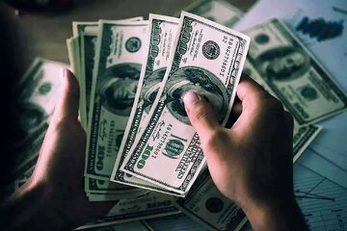 پیشبینی قیمت دلار ۱۰ بهمن ۱۴۰۲ / فنر دلار در رفت؟