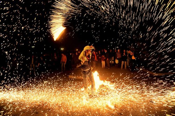 ترقه‌بازی؛ بازتاب کج‌خلقی جامعه با نوجوان امروز شهر