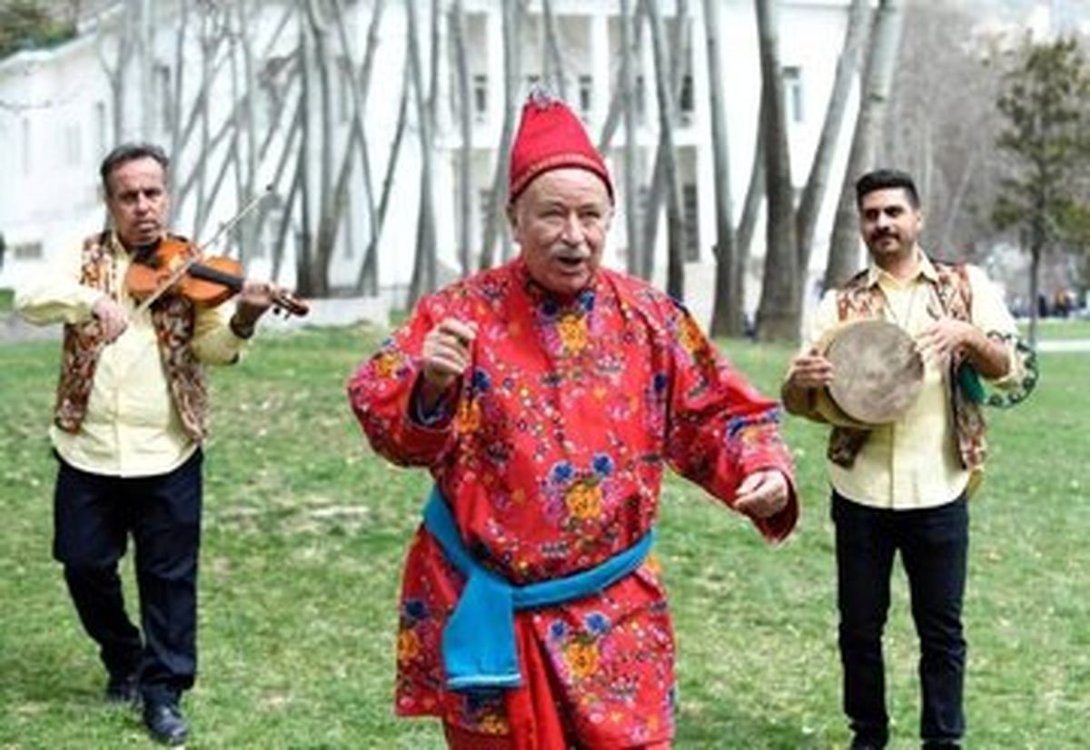 بازیگر نمایش‌های سیاه‌بازی: مردم هنوز در خیابان مرا «عبدلی» صدا می‌زنند