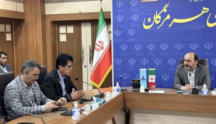 قرارداد سايت پالايشگاه اصفهان درهرمزگان امضاء شد