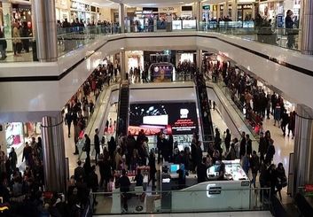 جمعه‌ای که سیاه نبود، اما ایران را روشن کرد؛ روایت مستند از هجوم بلک‌فرایدی به بازارهای اصفهان