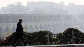 بازگشت زودهنگام آلودگی هوای اصفهان و جدول شاخص‌های کیفی؛ وضعیت قرمز در ۵ منطقه