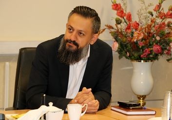 با حکم استاندار اصفهان: ایمان محبی به عنوان سفیر وفاق و امید منصوب شد