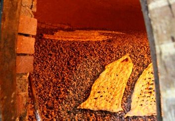 خواص و مضرات نان سنگک | آیا نان سنگک چاق‌کننده است یا لاغرکننده؟