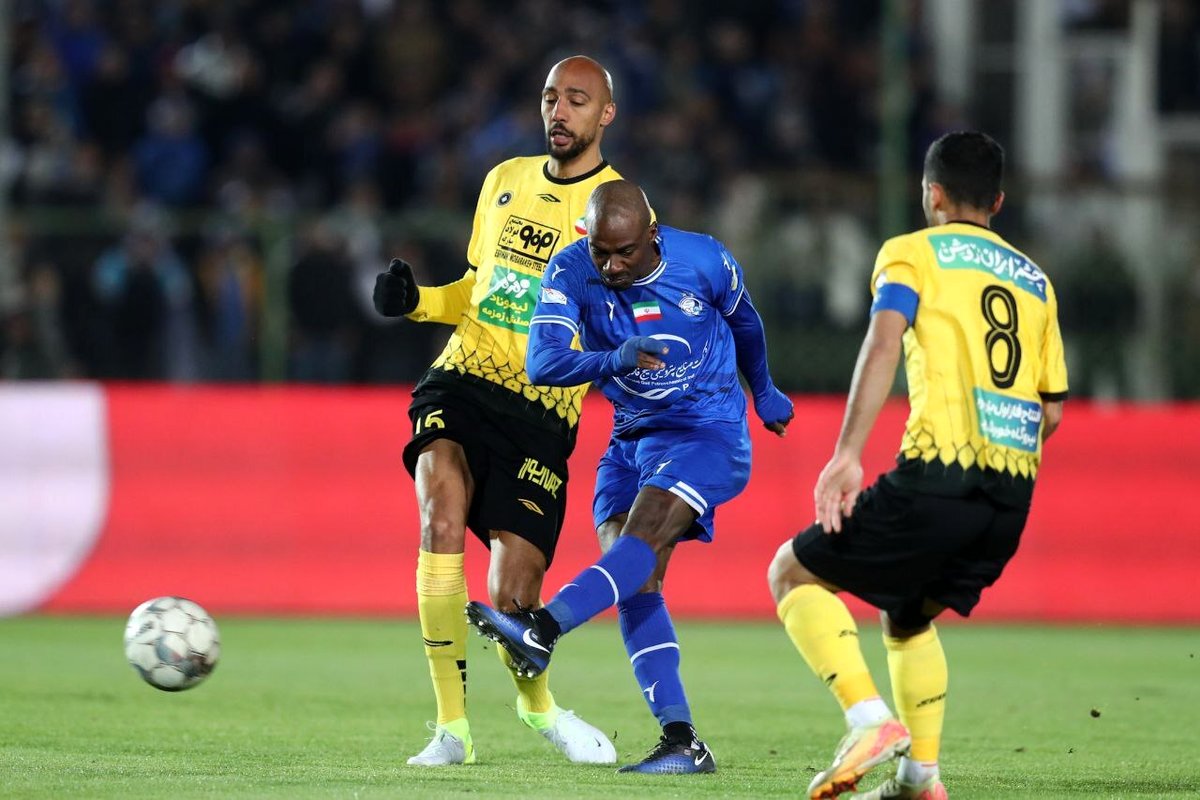 انزونزی؛ ستاره ای با کلاس جهانی برای سپاهان