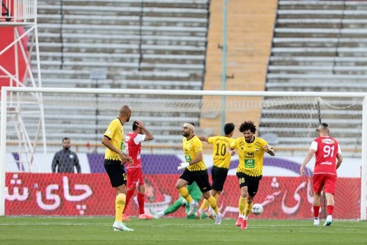 سپاهان دوباره نسخه پرسپولیس را پیچید