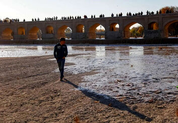 زاینده‌رود؛ از جریان دائمی تا جریان متناوب