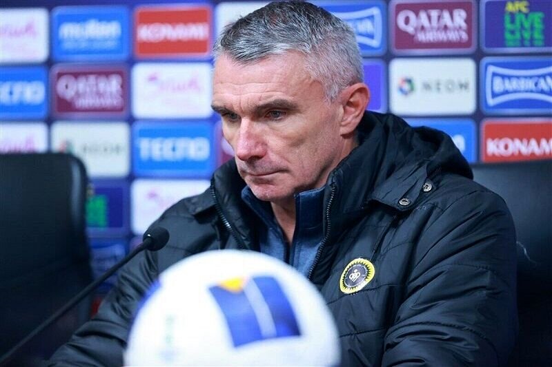 وضعیت سرمربی سپاهان در هاله‌ای از ابهام