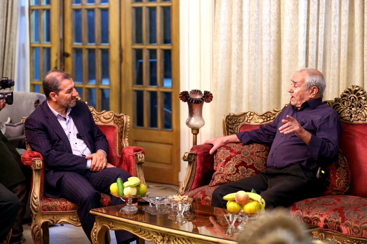 تئاتر سنتی اصفهان را احیا کنید