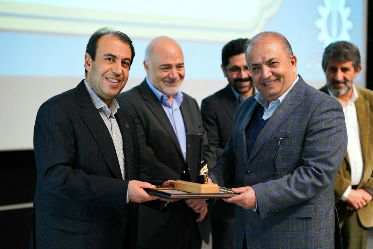 
انتخاب ذوب‌ آهن به عنوان صنعت برگزیده در تعاملات صنعتی پایدار با دانشگاه