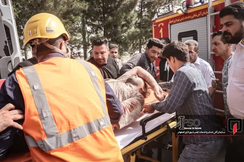  راننده جوان از میان آهن پاره‌های پراید نجات یافت+عکس